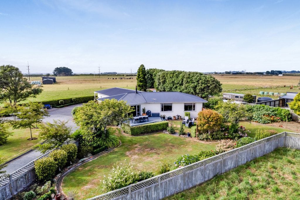 242 Tawhiti Road, Hawera - Carousel 1