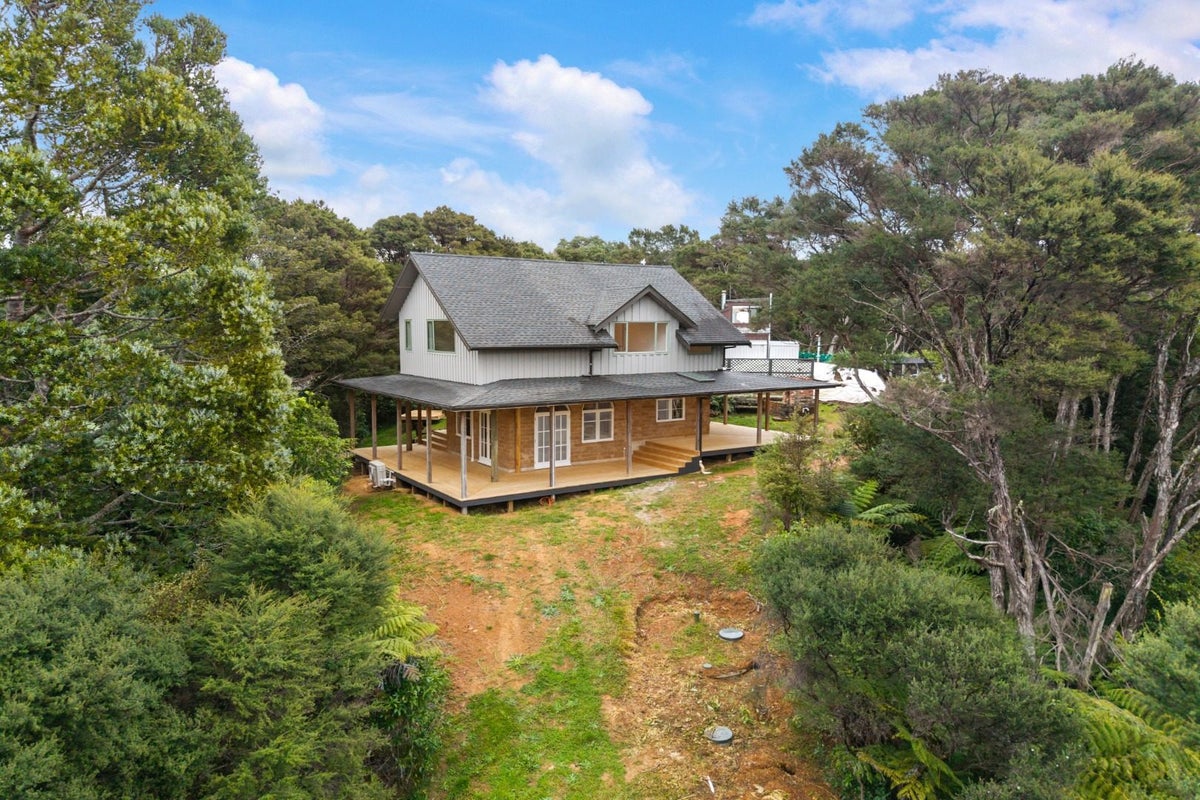 20 Welsh Hills Road, Swanson, Auckland - Carousel 1