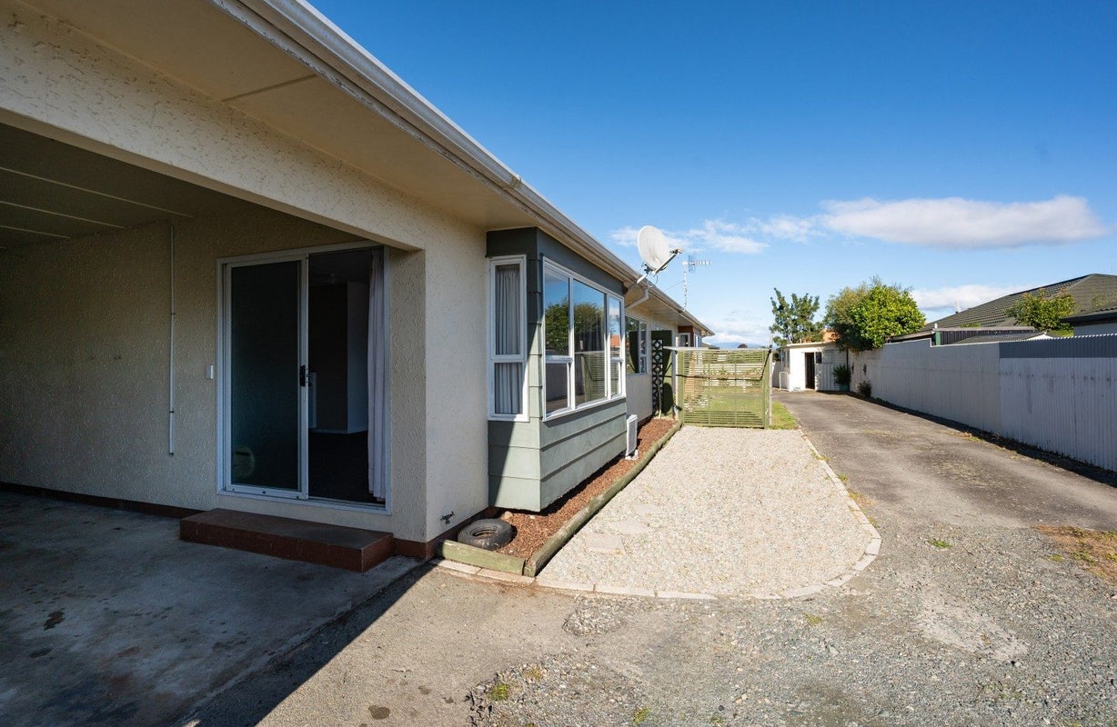 2/107 Parkers Road, Tahunanui, Nelson - Carousel 1
