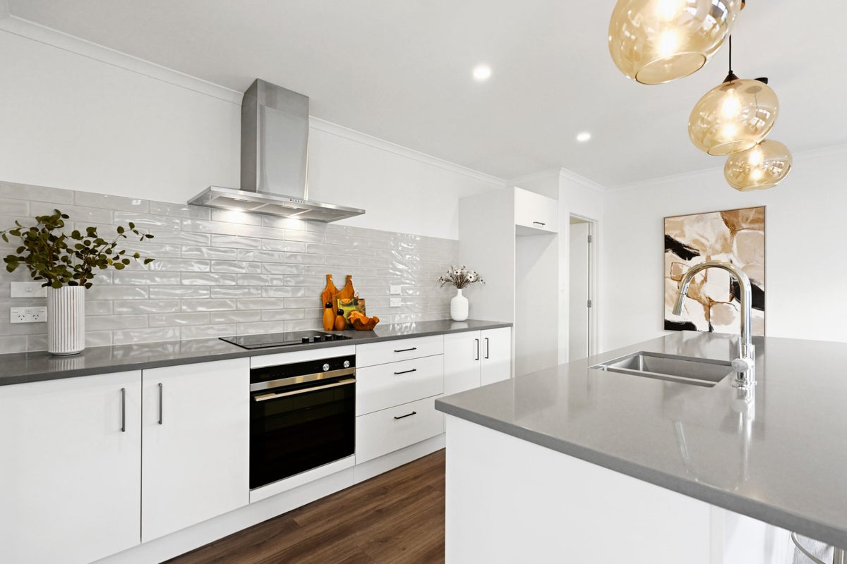 21 Te Au Rere Crescent, Cambridge, Cambridge - Carousel 2