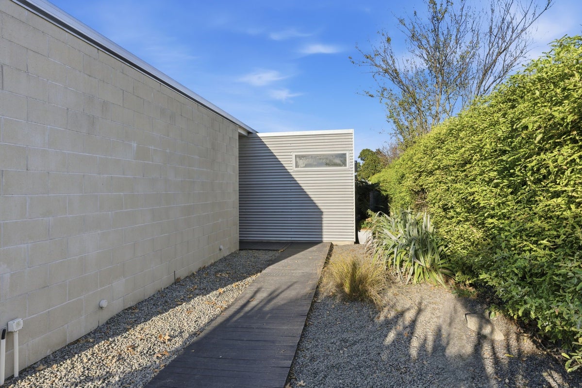 4 Crombie Green, Northwood, Christchurch - Carousel 24
