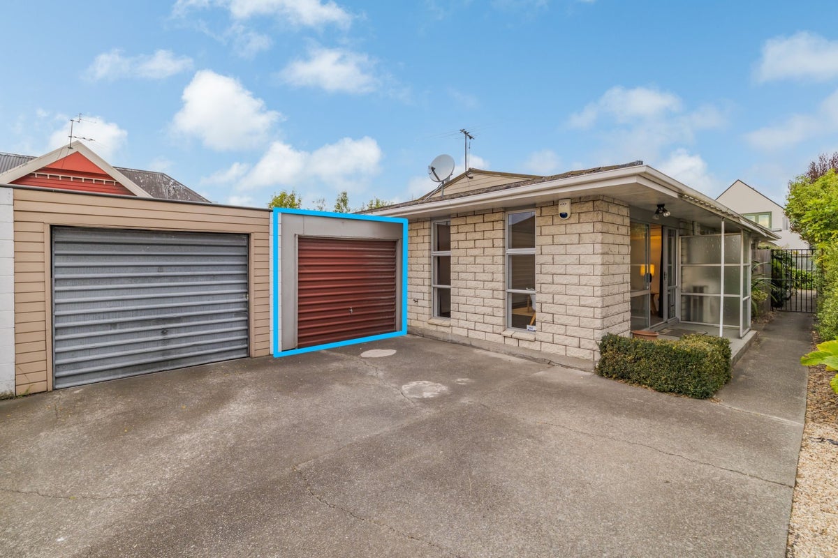 2/76 Ruskin Street, Addington, Christchurch - Carousel 16