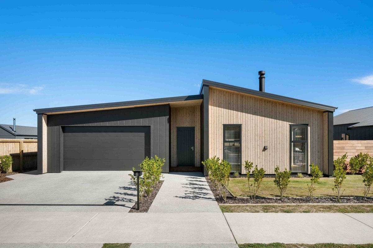 6 Moonstone Street, Albert Town, Wanaka - Carousel 1