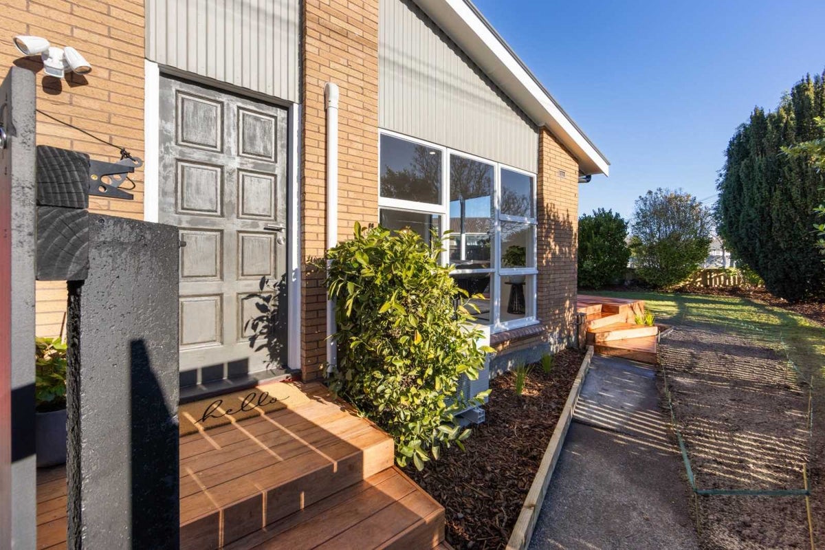 1/14 Todd Avenue, Bishopdale, Christchurch - Carousel 2
