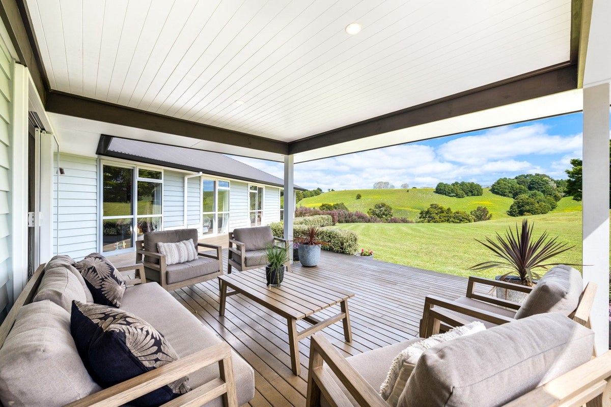 4 Field View, Kerikeri, Kerikeri - Carousel 1