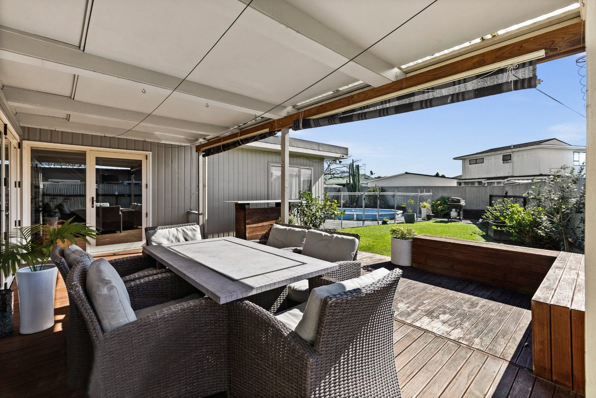 12 Sutherland Street, Tamatea, Napier - Carousel 1