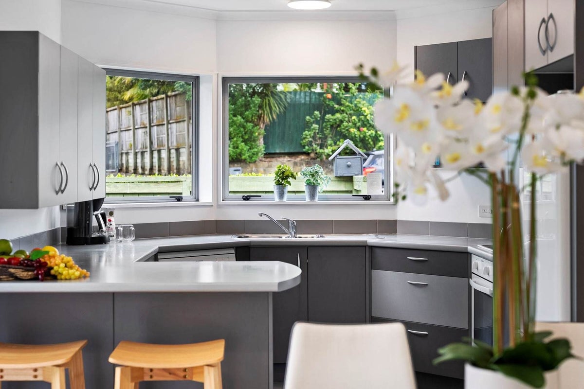 5 Red Hibiscus Road, Stanmore Bay, Whangaparaoa - Carousel 2