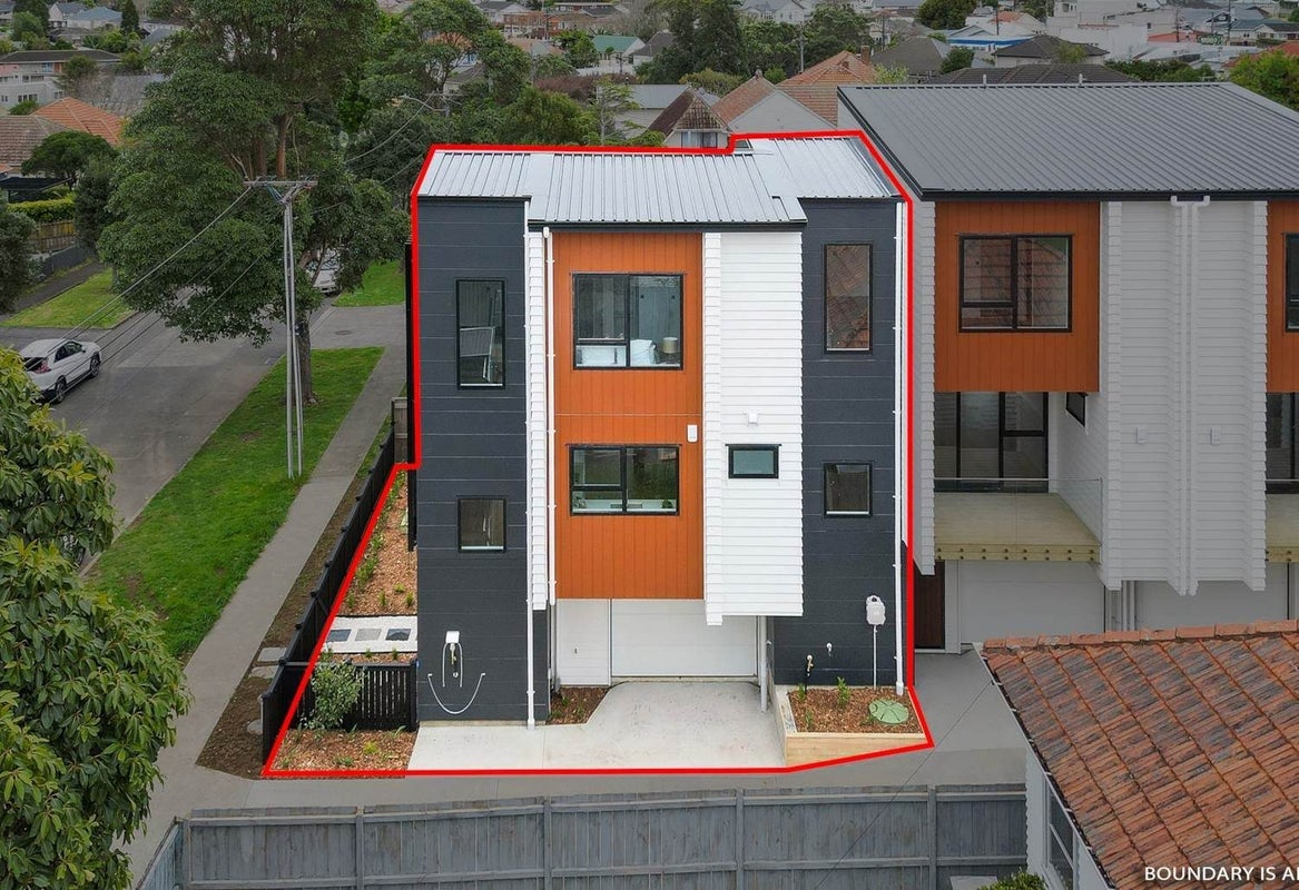 1/18 Tyburnia Avenue, Mount Albert, Auckland - Carousel 18