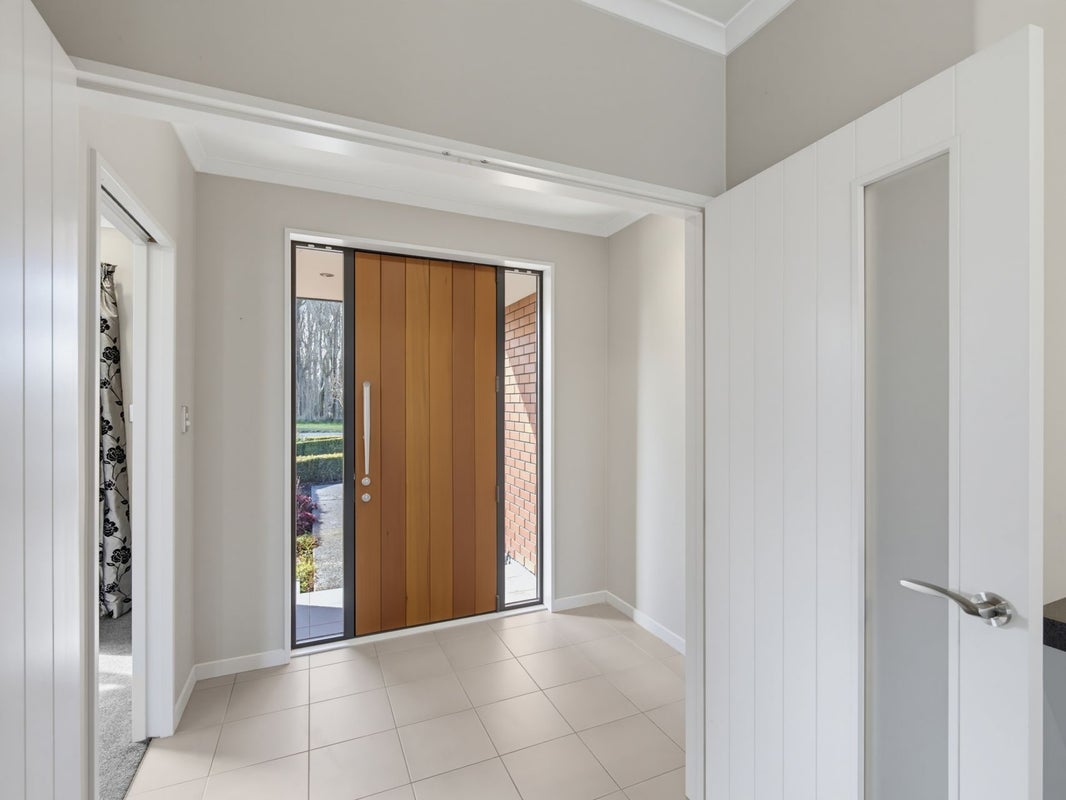 17 Buckleys Terrace, Tinwald, Ashburton - Carousel 2