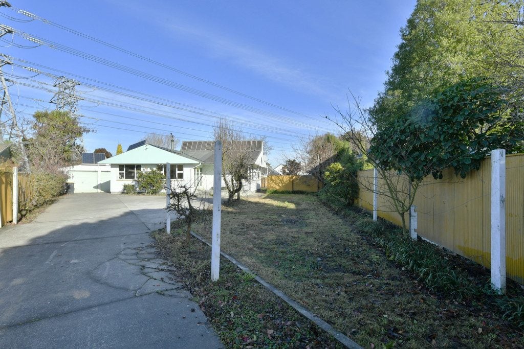 31 Appleby Crescent, Burnside, Christchurch - Carousel 2