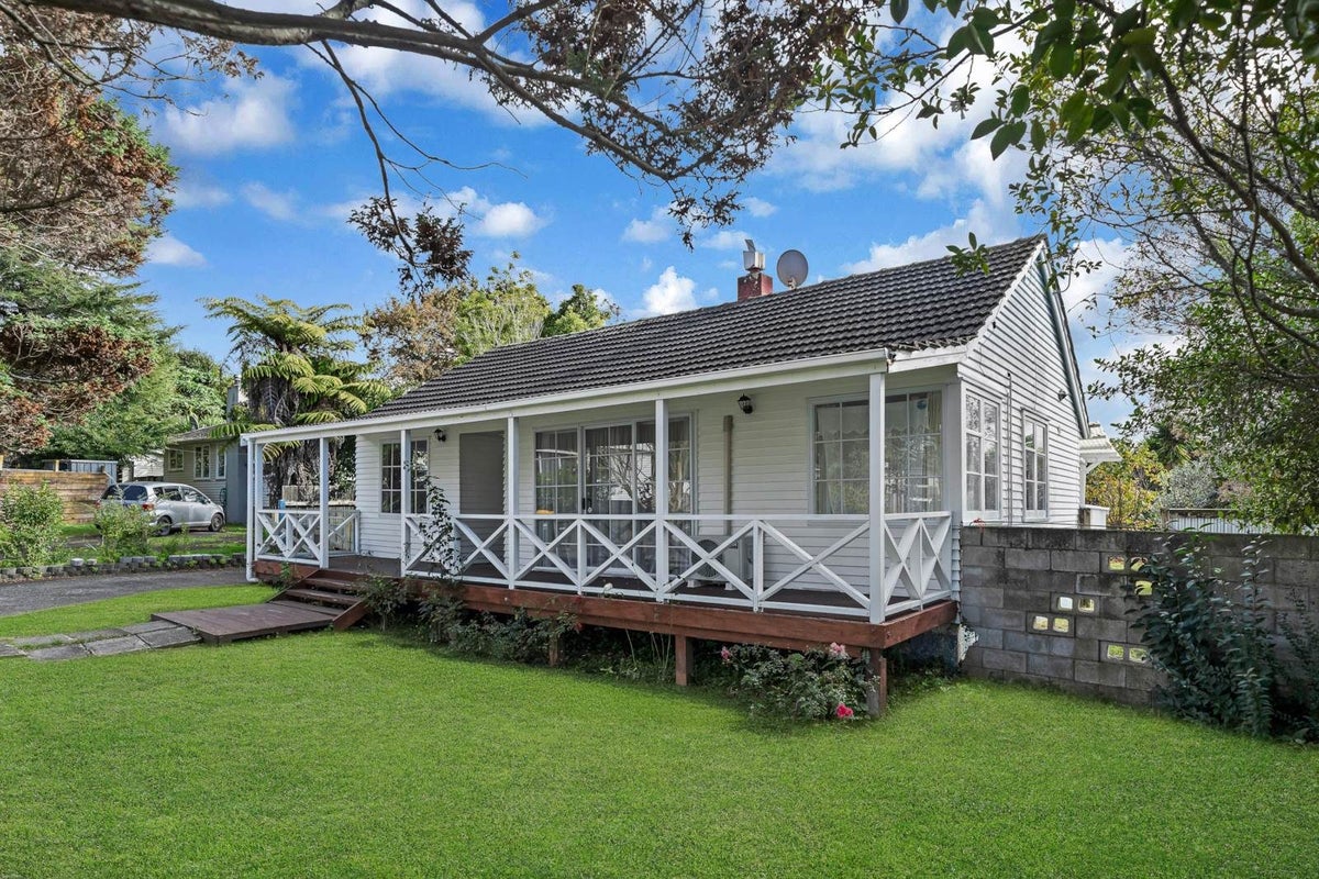 17 Percival Street, Manurewa, Auckland - Carousel 1