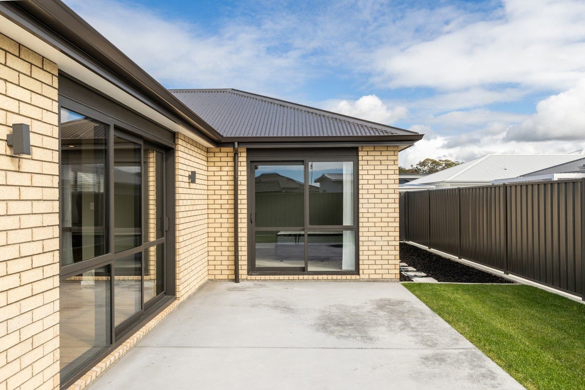 11 Tutira Place, Poraiti, Napier - Carousel 20