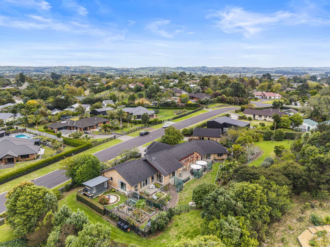 6 Springvale Road, Waiuku, Waiuku - Carousel 39