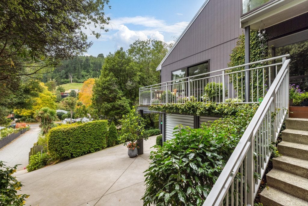 102 Bowenvale Avenue, Cashmere, Christchurch - Carousel 1