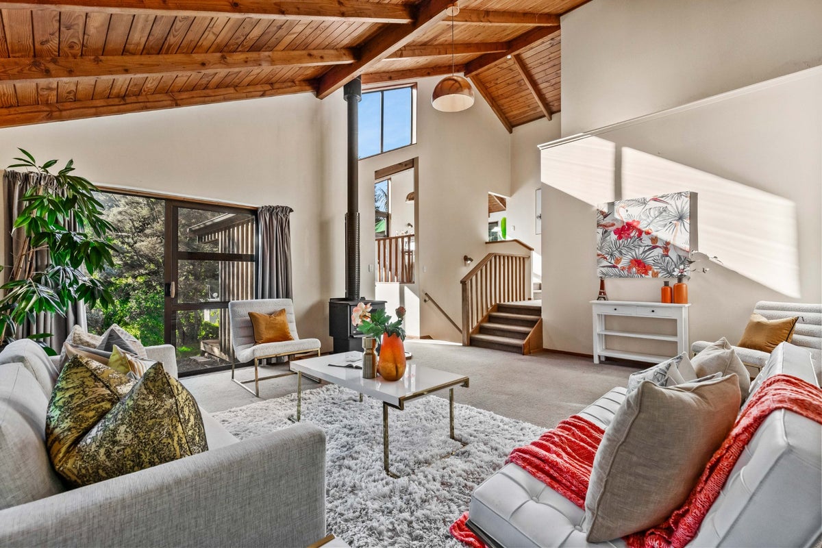 21A Western Road, Laingholm, Auckland - Carousel 2