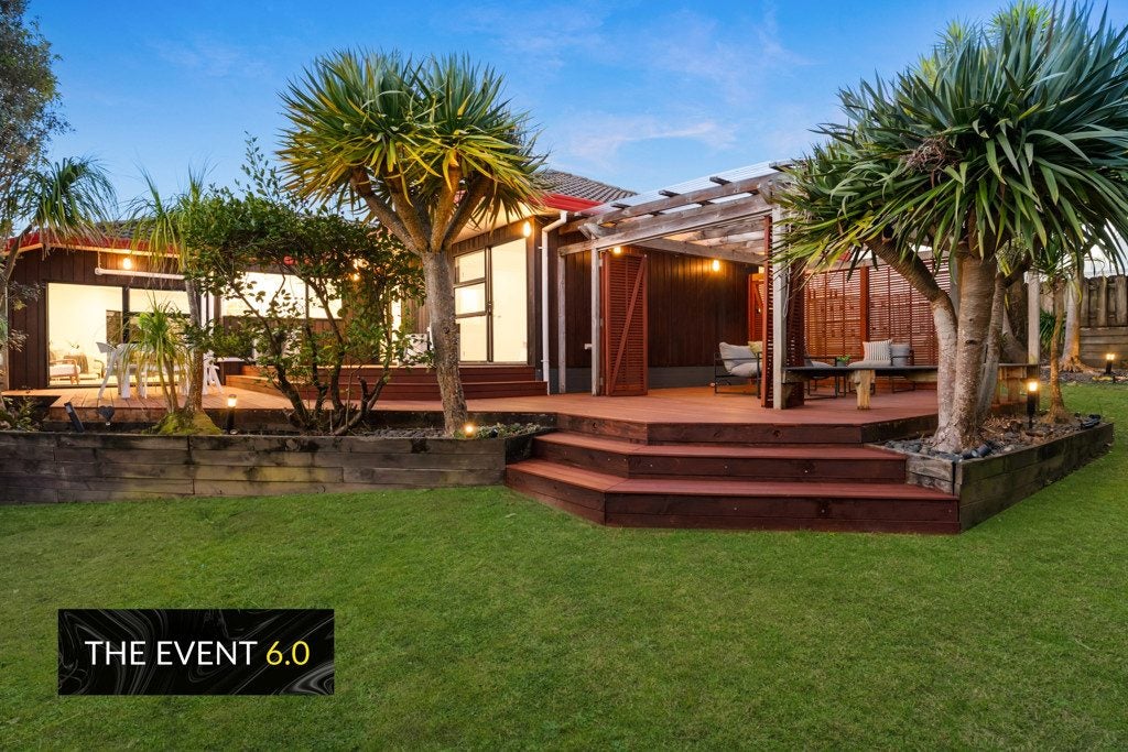 24 Chedworth Drive, Glenfield, Auckland - Carousel 1