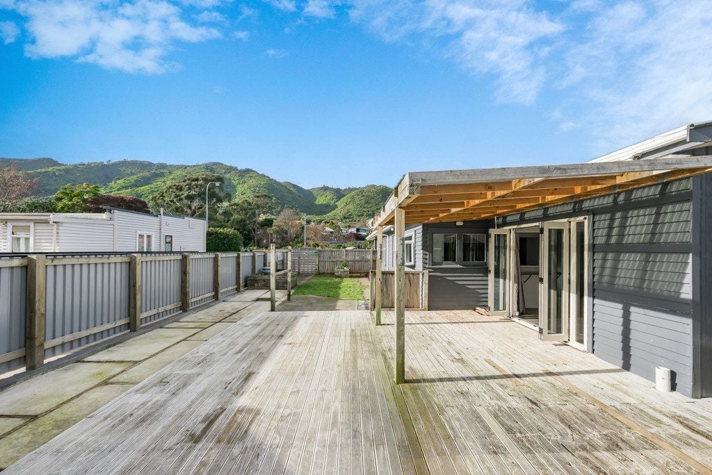 128 Main Road, Waikanae, Waikanae - Carousel 2