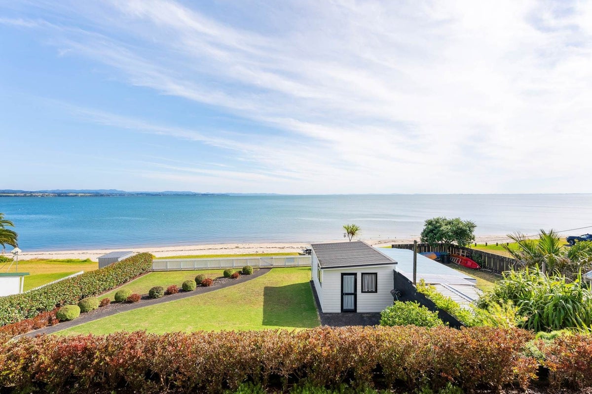 83 Torkar Road, Clarks Beach, Clarks Beach - Carousel 2
