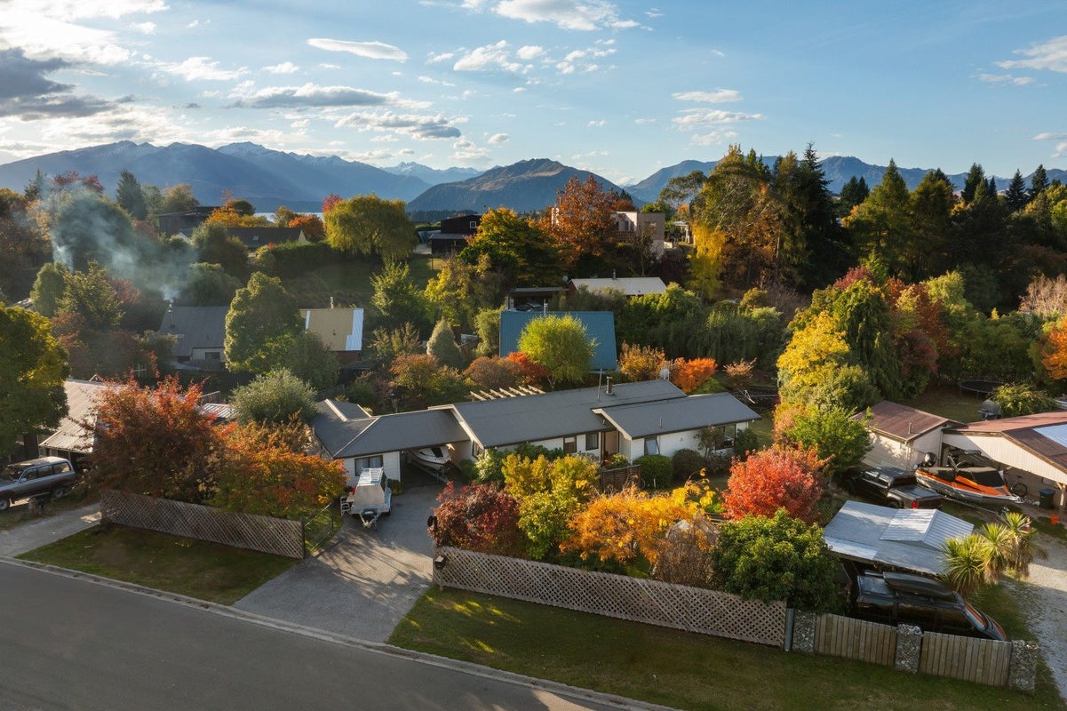 202 Stone Street, Wanaka - Carousel 28
