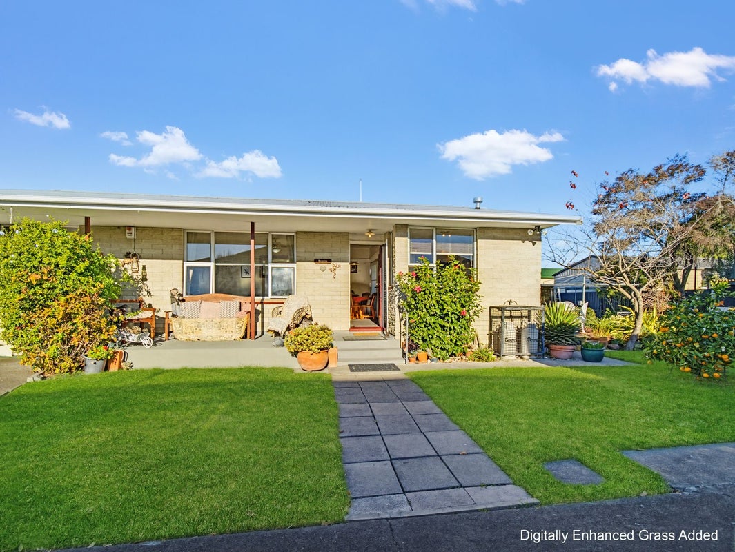 1107 Heretaunga Street East, Parkvale, Hastings - Carousel 21