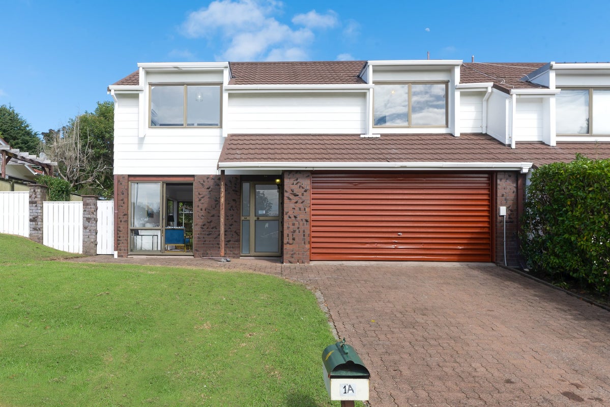 1A Malloy Place, Eastern Beach, Auckland - Carousel 2