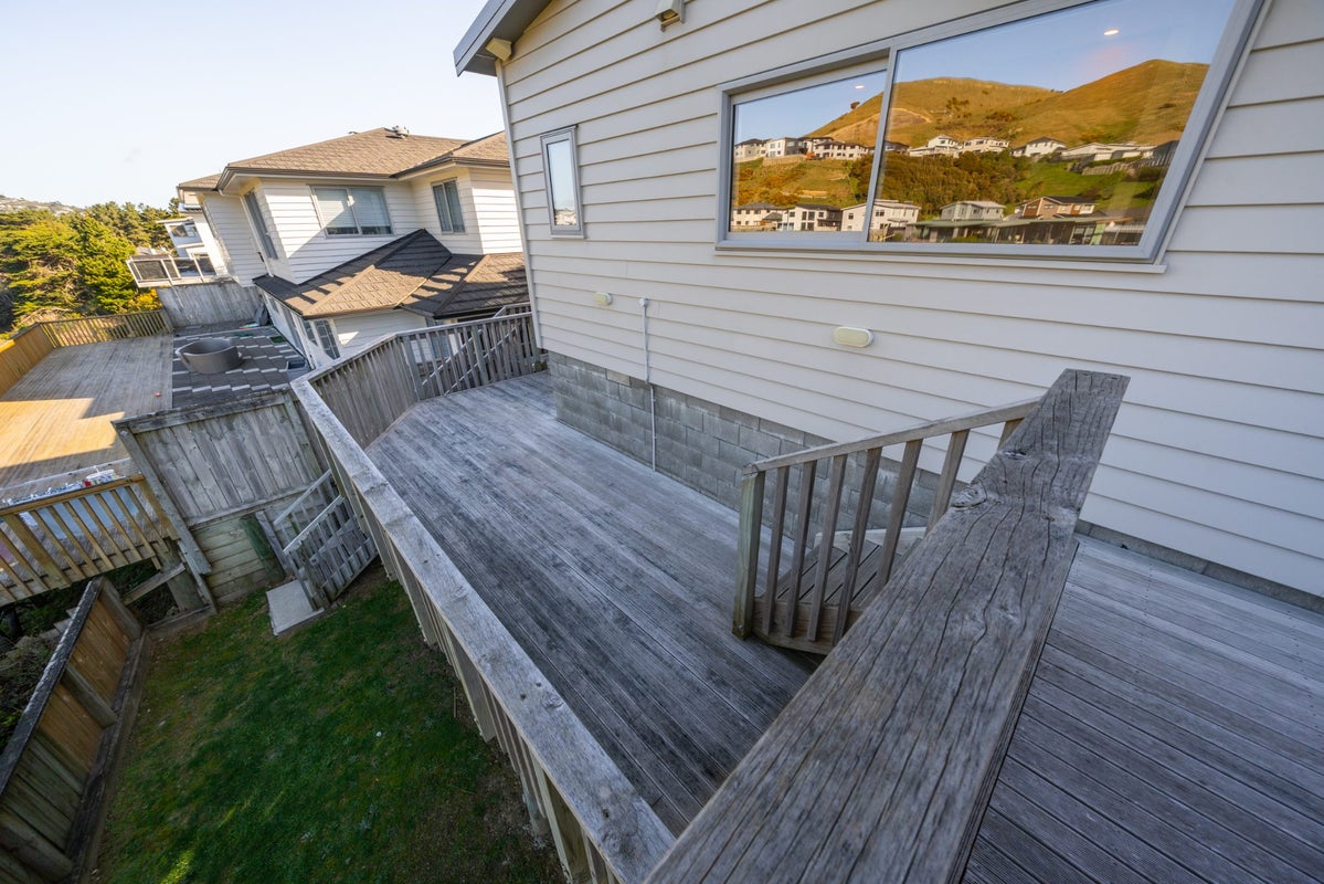 20 Rochdale Drive, Churton Park, Wellington - Carousel 21