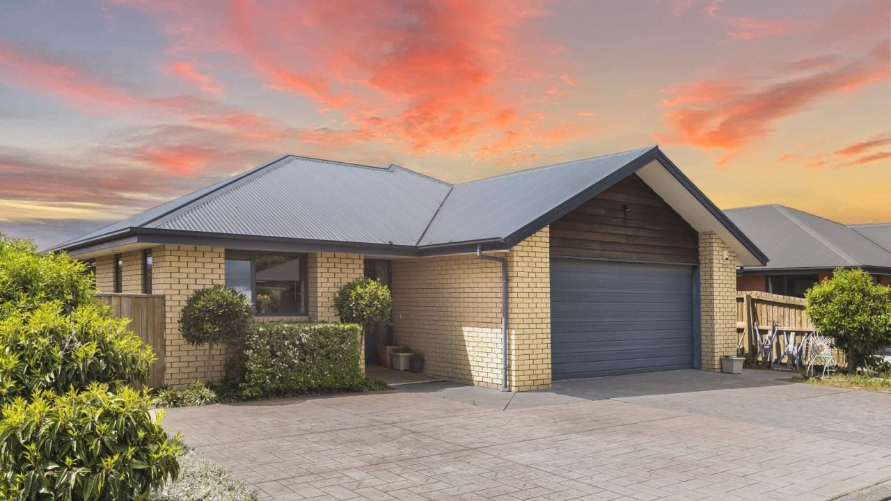 43A Shortland Street, Wainoni, Christchurch - Carousel 1