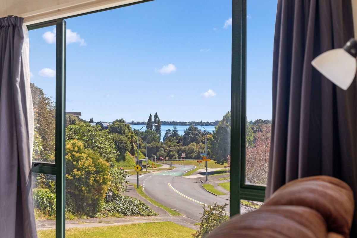 6 Hairini Street, Hairini, Tauranga - Carousel 19