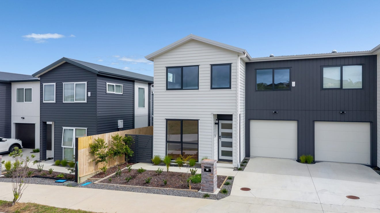 10 Kowaitau Avenue, BEACHLANDS, AUCKLAND - Carousel 1