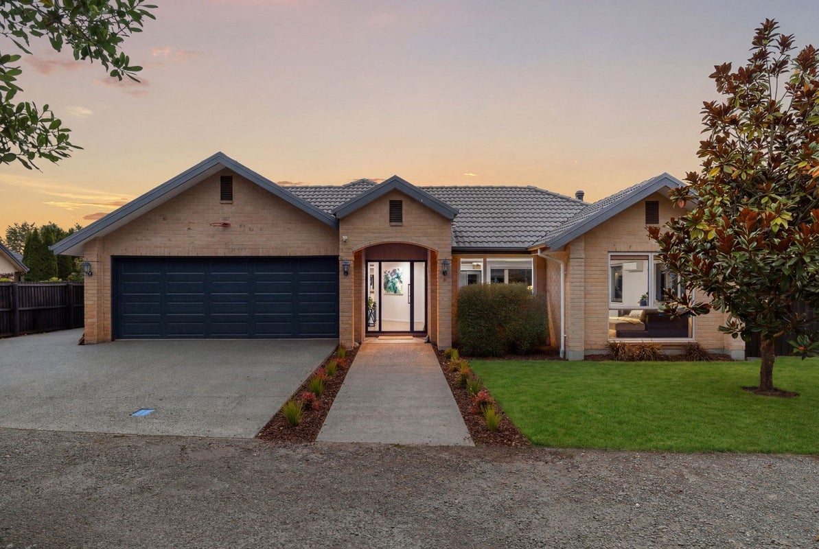 19 Waterholes Road, Christchurch - Carousel 2