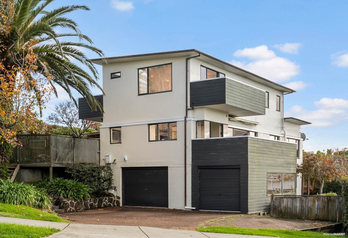 1 Thornhill Place, Glendowie, Auckland City, Auckland - Carousel 1
