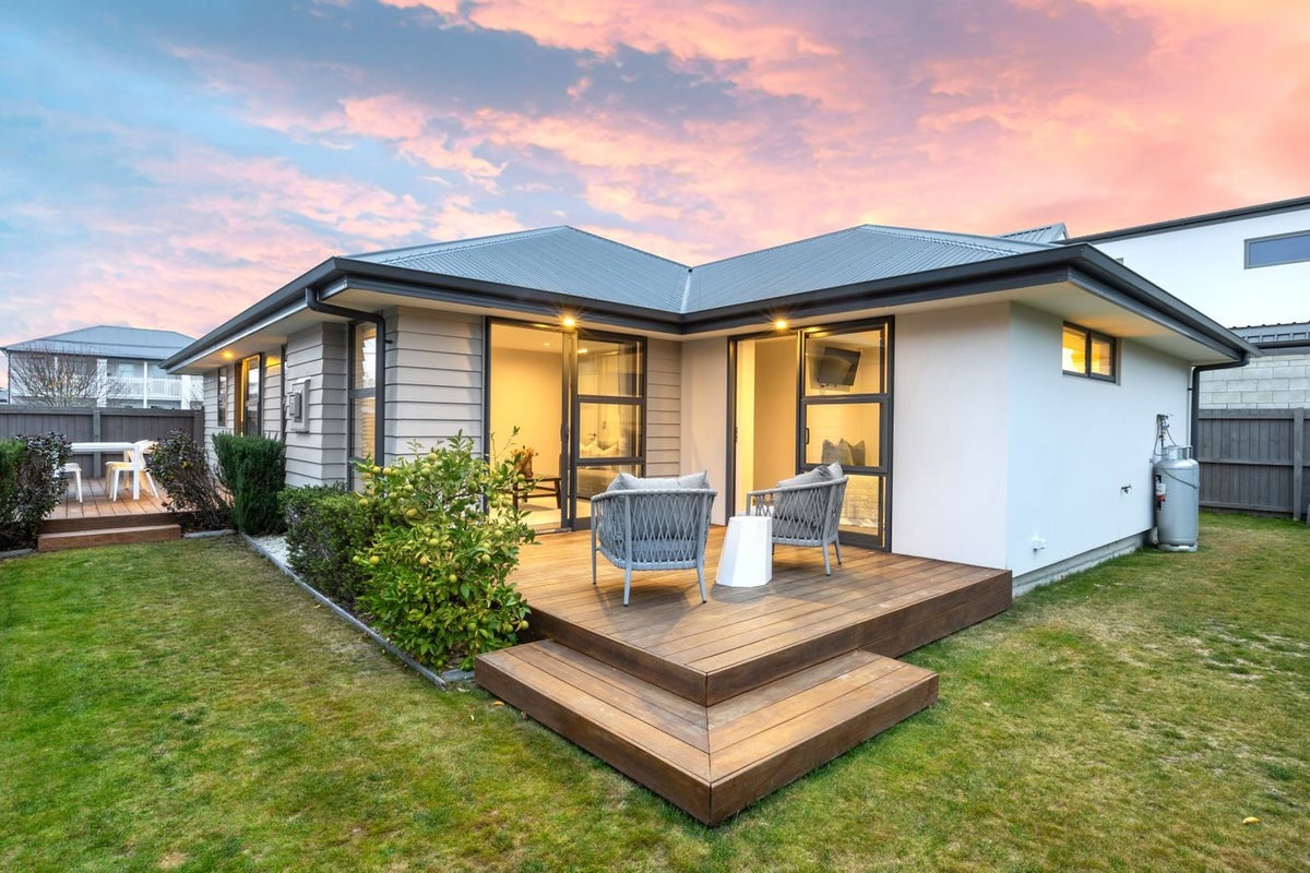 45 Woodville Street, Edgeware, Christchurch - Carousel 12