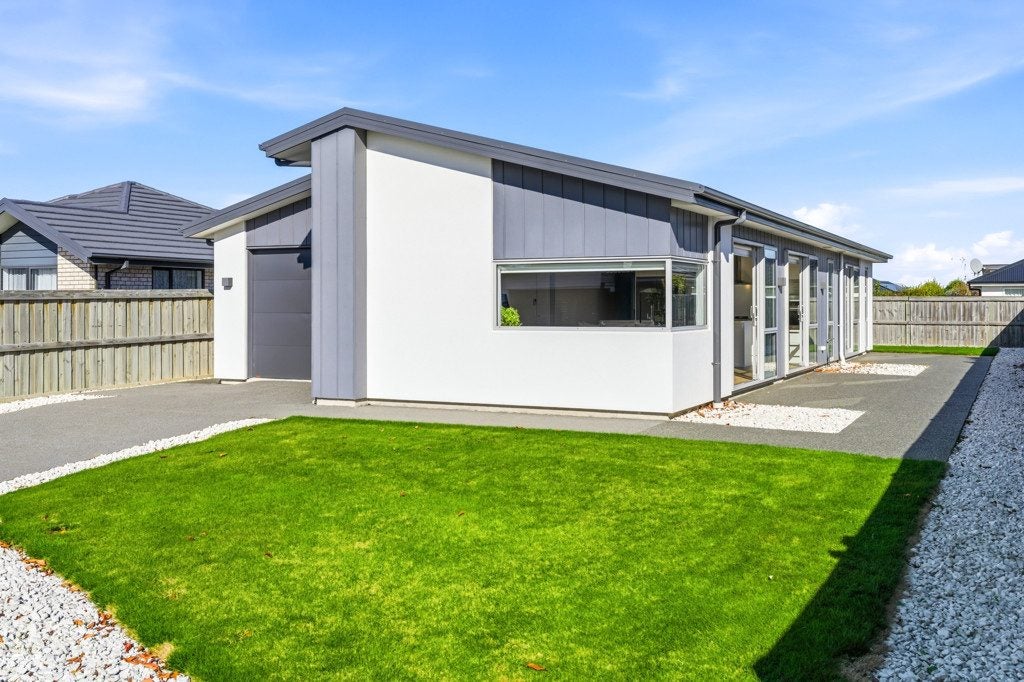 4 Billington Drive, Halswell, Christchurch - Carousel 21