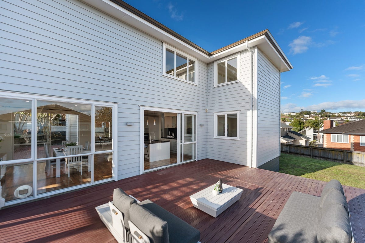 10 Kilkelly Avenue, Pinehill, Auckland - Carousel 2