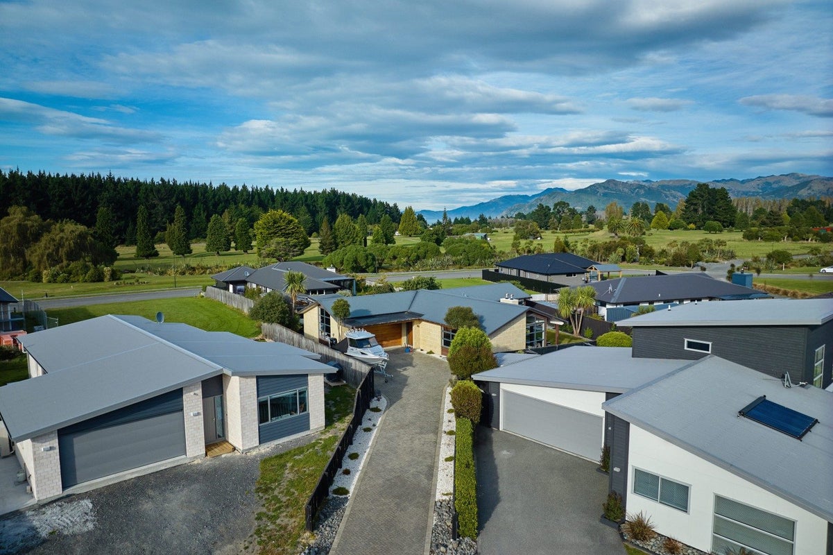 11 Mcrae Gardens, Kaikoura Flat, Kaikoura - Carousel 25