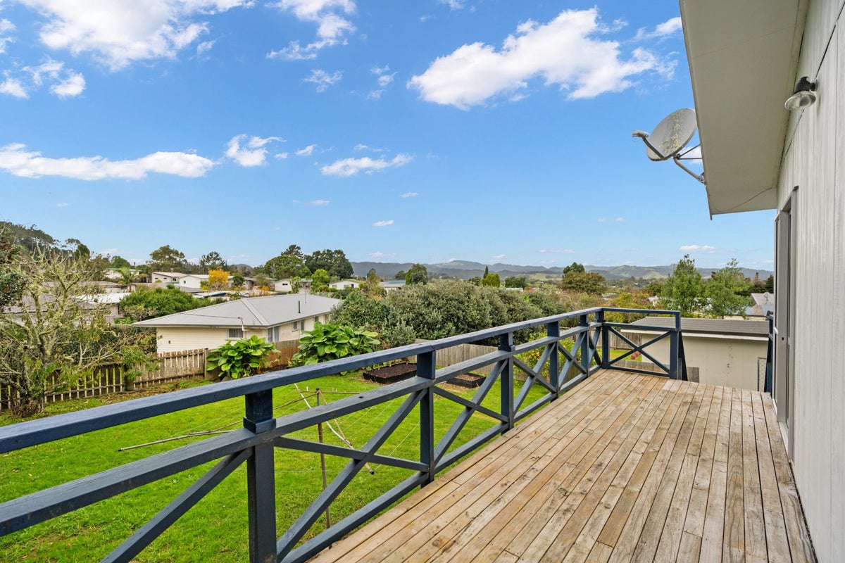 2 Nikau Place, Parahaki, Whangarei - Carousel 2