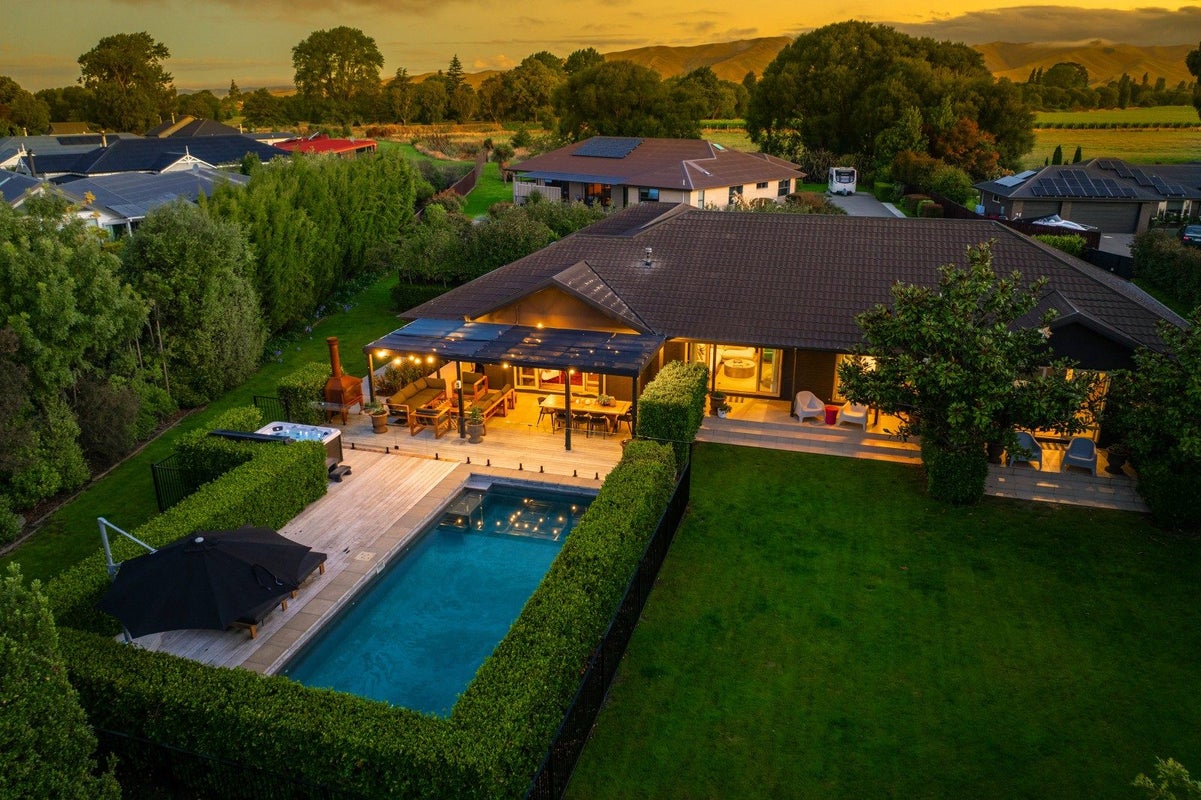25B Bary Street, Springlands, Blenheim - Carousel 1