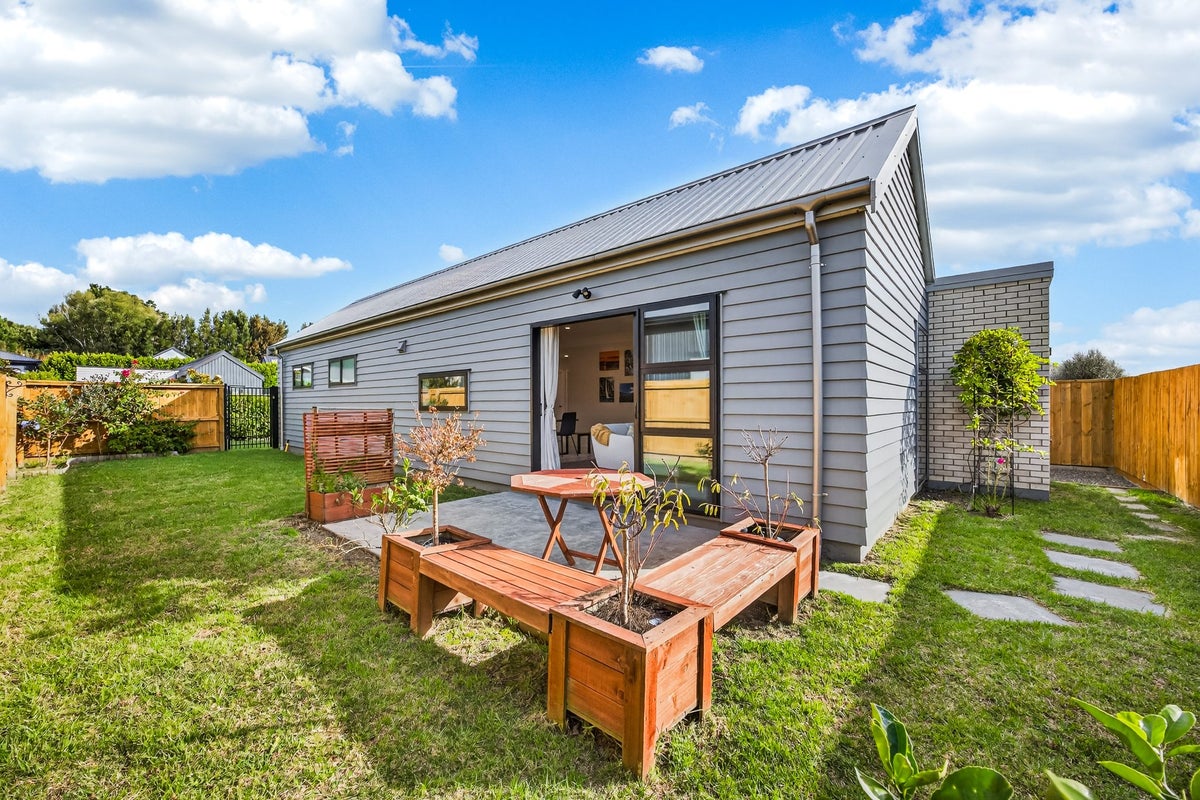 87 Whenuapai Drive, Whenuapai, Auckland - Carousel 2