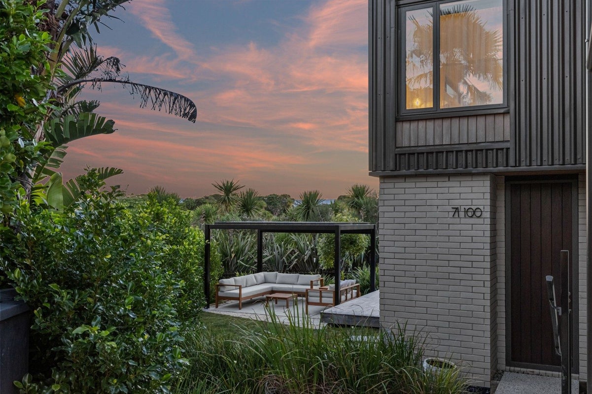 7/100 Walker Road, Point Chevalier, Auckland - Carousel 1