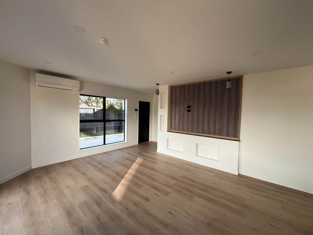 4/8 Buller Crescent, Manurewa, Manukau City, Auckland - Carousel 2