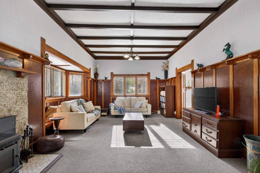 11 Burns Road, Hospital Hill, Napier - Carousel 2