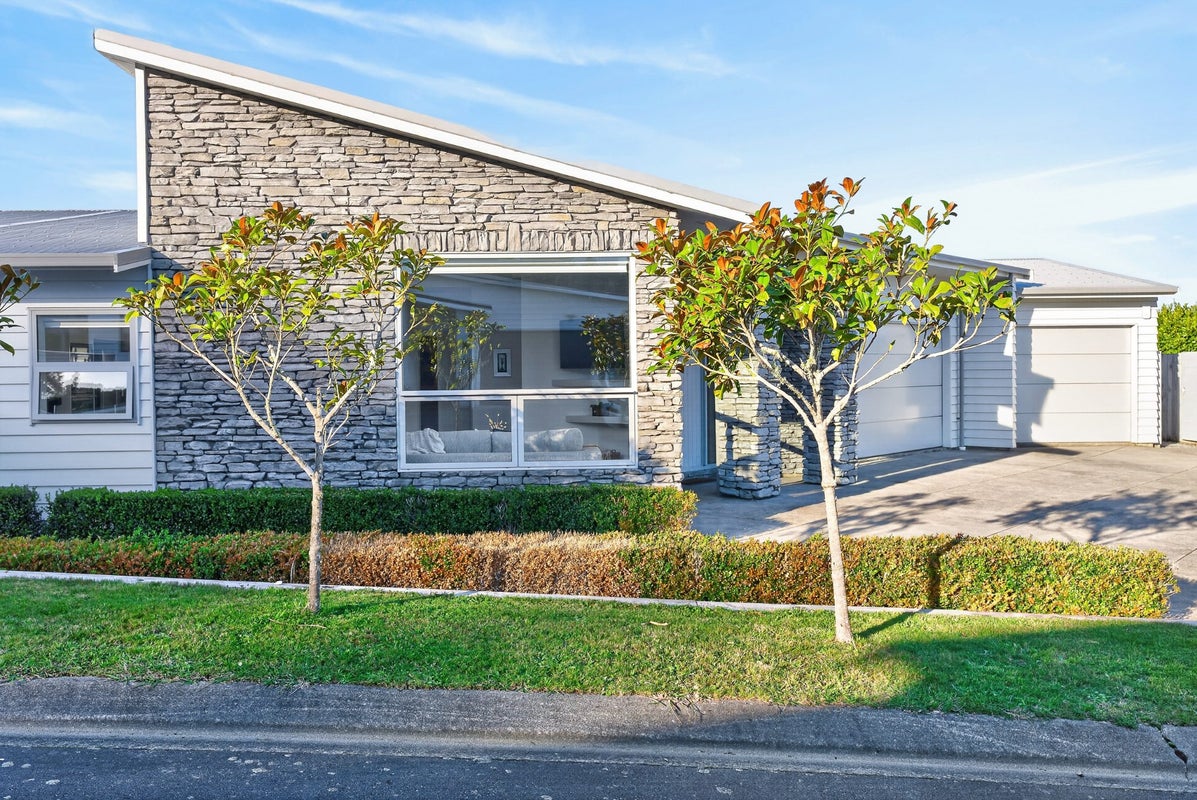 10 Fawcet Place, Belmont, Lower Hutt - Carousel 2