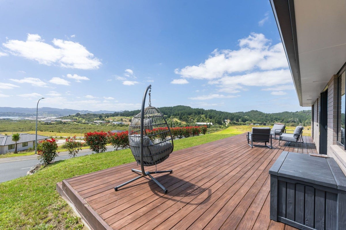5 Leeward Terrace, Port Whangarei, Whangarei - Carousel 1