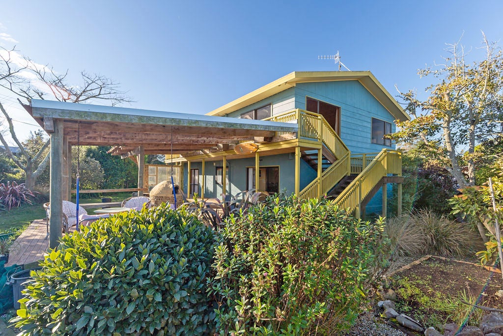 128 Barnett Avenue, Best Island, Richmond - Carousel 1
