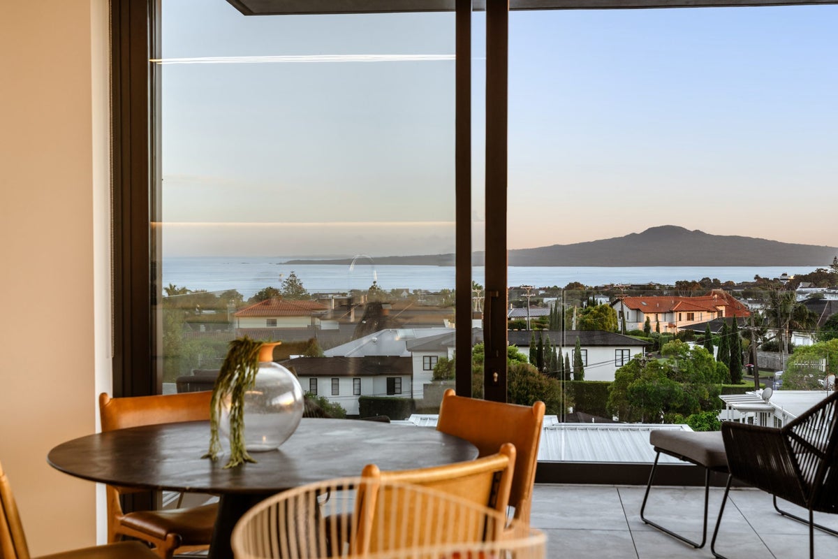 305/250 Kepa Road, Mission Bay, Auckland - Carousel 2