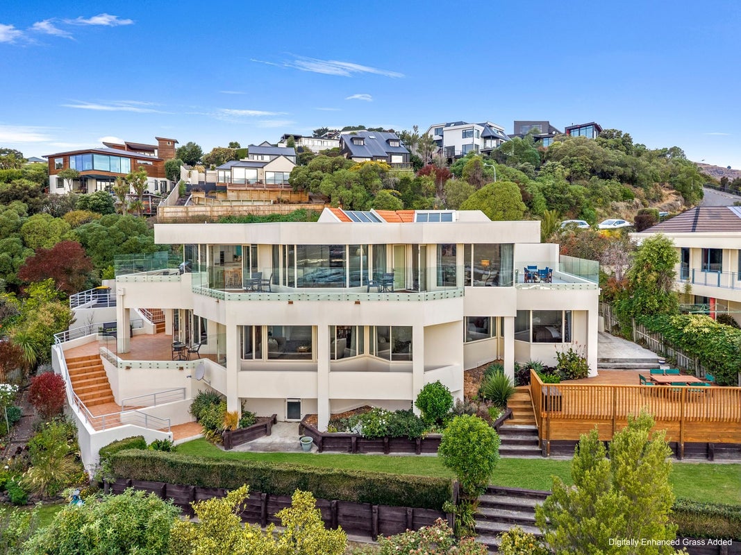 126 Cannon Hill Crescent, Mount Pleasant, Christchurch - Carousel 1
