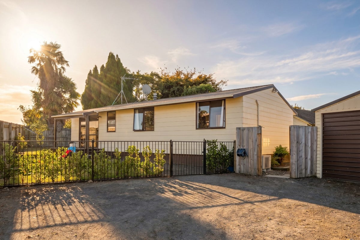 87A Scott Street, Leamington, Cambridge - Carousel 1