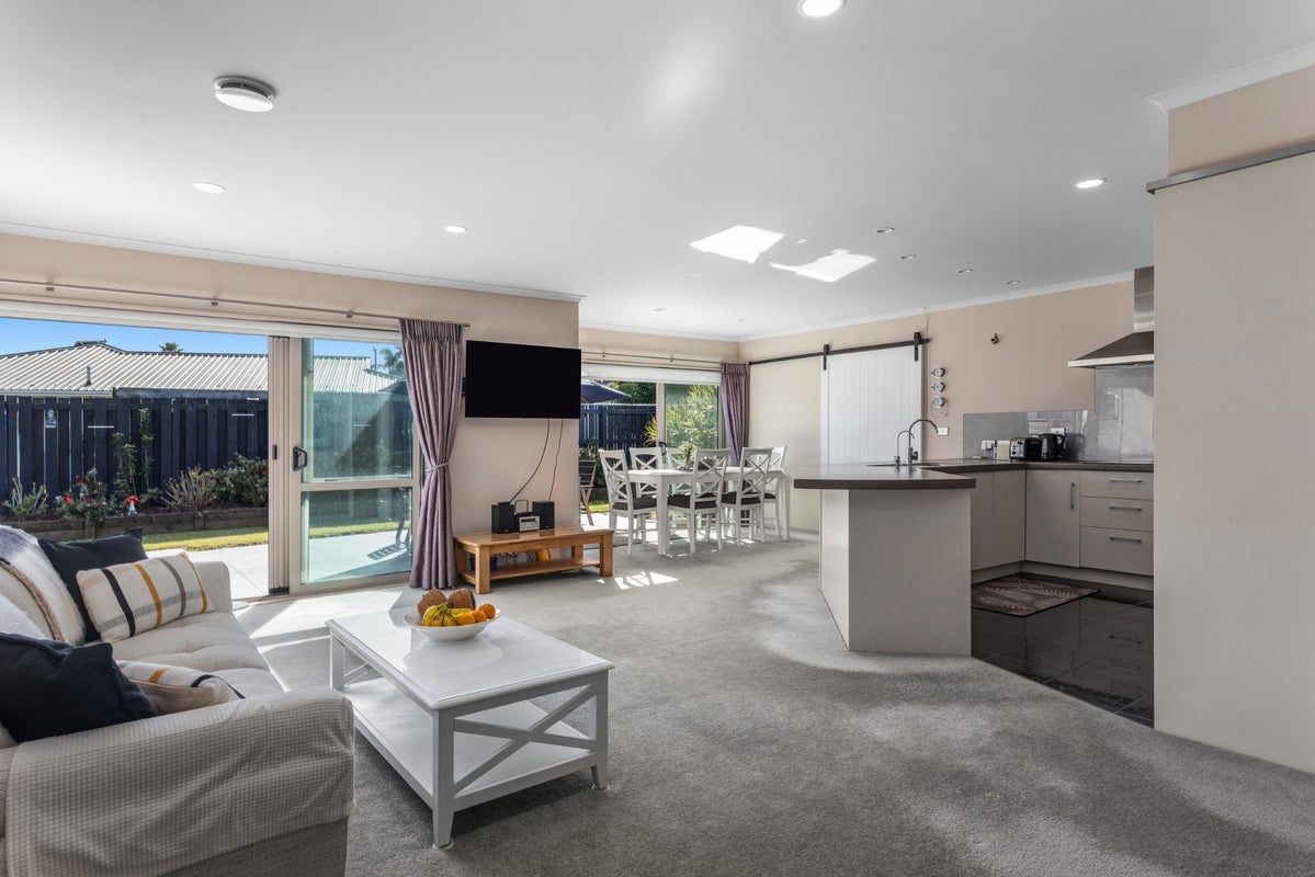 32 Sanctuary Avenue, Ohope, Ohope - Carousel 2