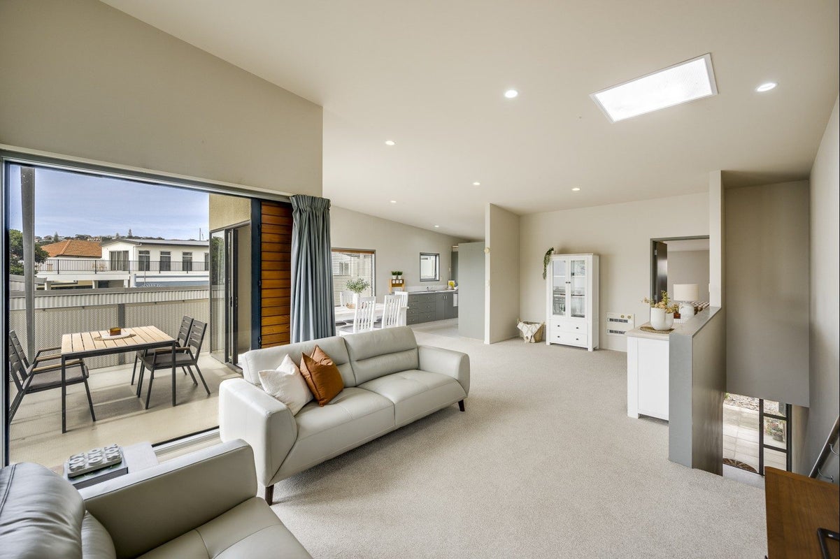 17 Barry Street, Ahuriri, Napier - Carousel 2