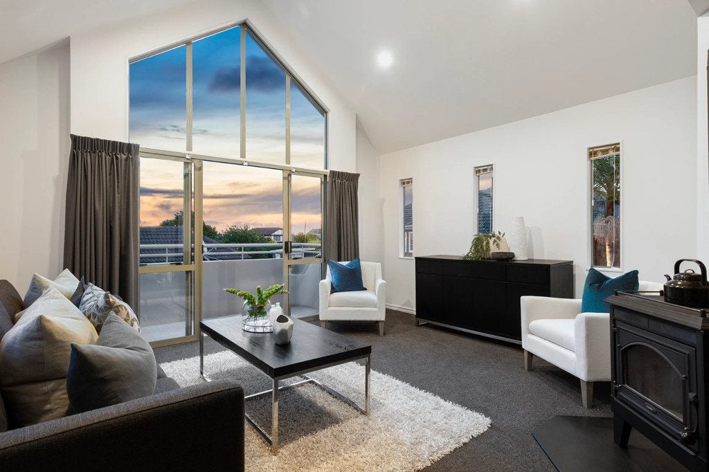 83A Namata Road, One Tree Hill, Auckland - Carousel 2